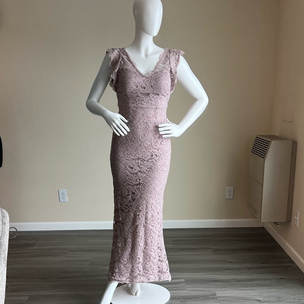 ADRIANNA PAPELL $249 DUSTY ROSE EMBROIDERED LACE COLUMN GOWN MAXI DRESS.